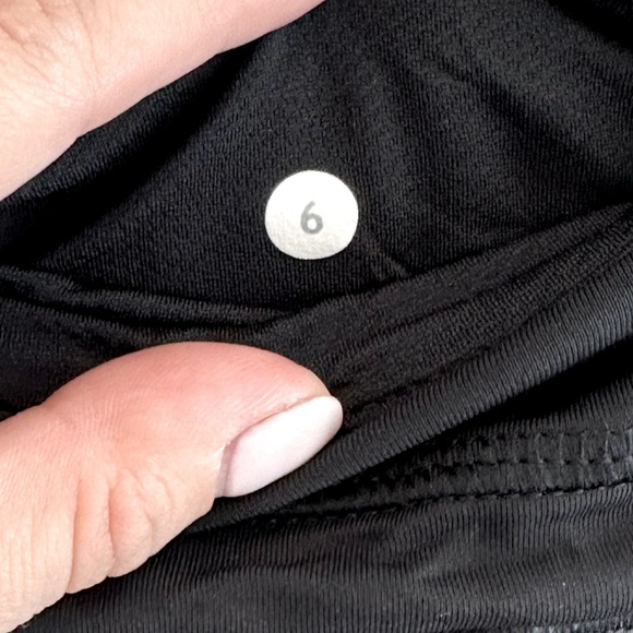 🌸GUC Lululemon Yoga Pants🌸 - Picture 7 of 7